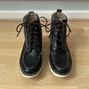 Sperry dockyard boots